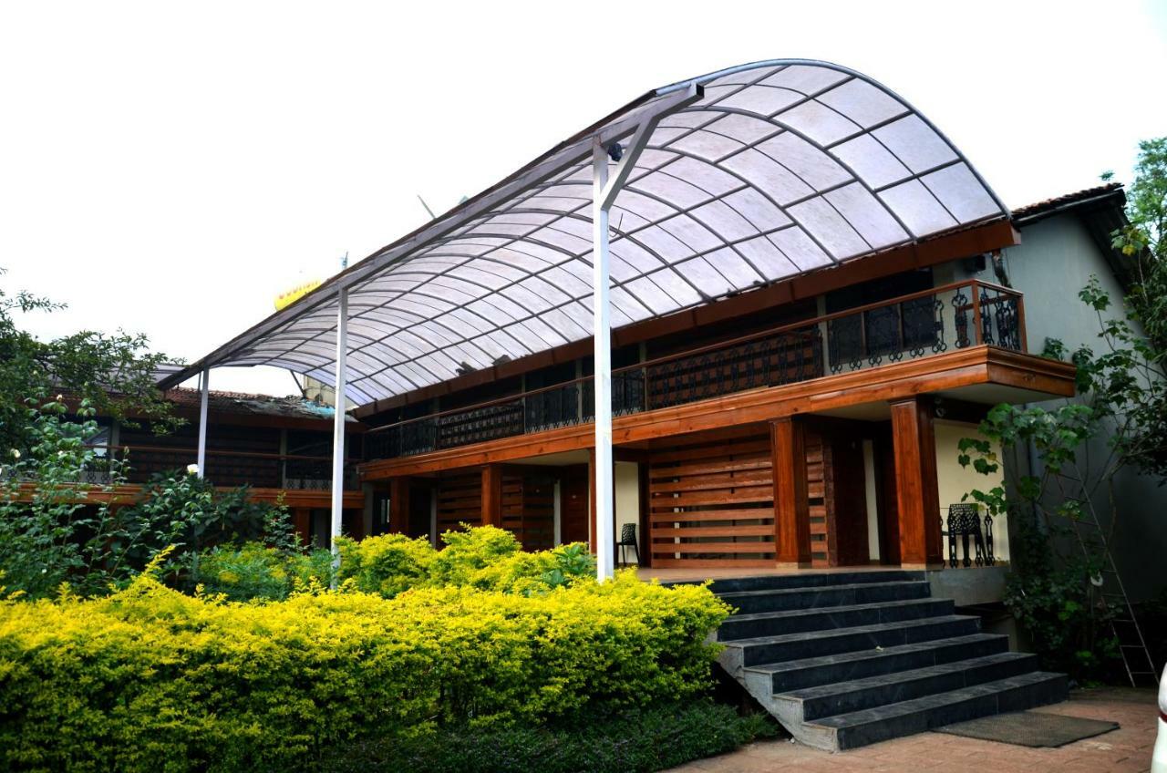 Hotel Gourish Mahābaleshwar Εξωτερικό φωτογραφία